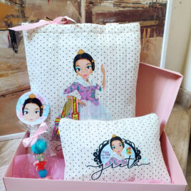 regalos falleros personalizados compuesto de bolsa y neceser de algodón personalizado con motivos falleros